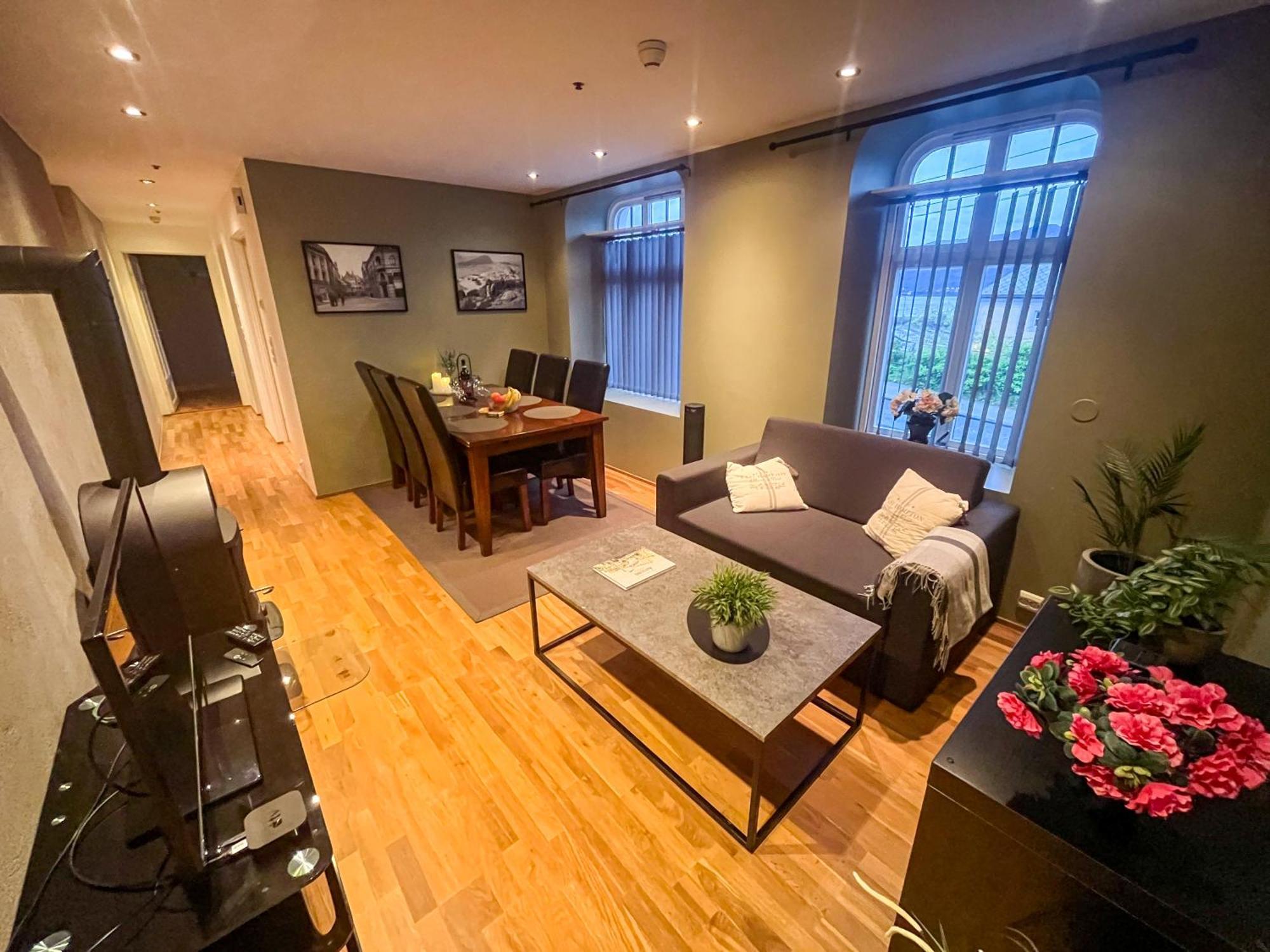 Appartement Two-bedroom With Fire Place, Free Parking And Fjordview Terrace - Calm And *