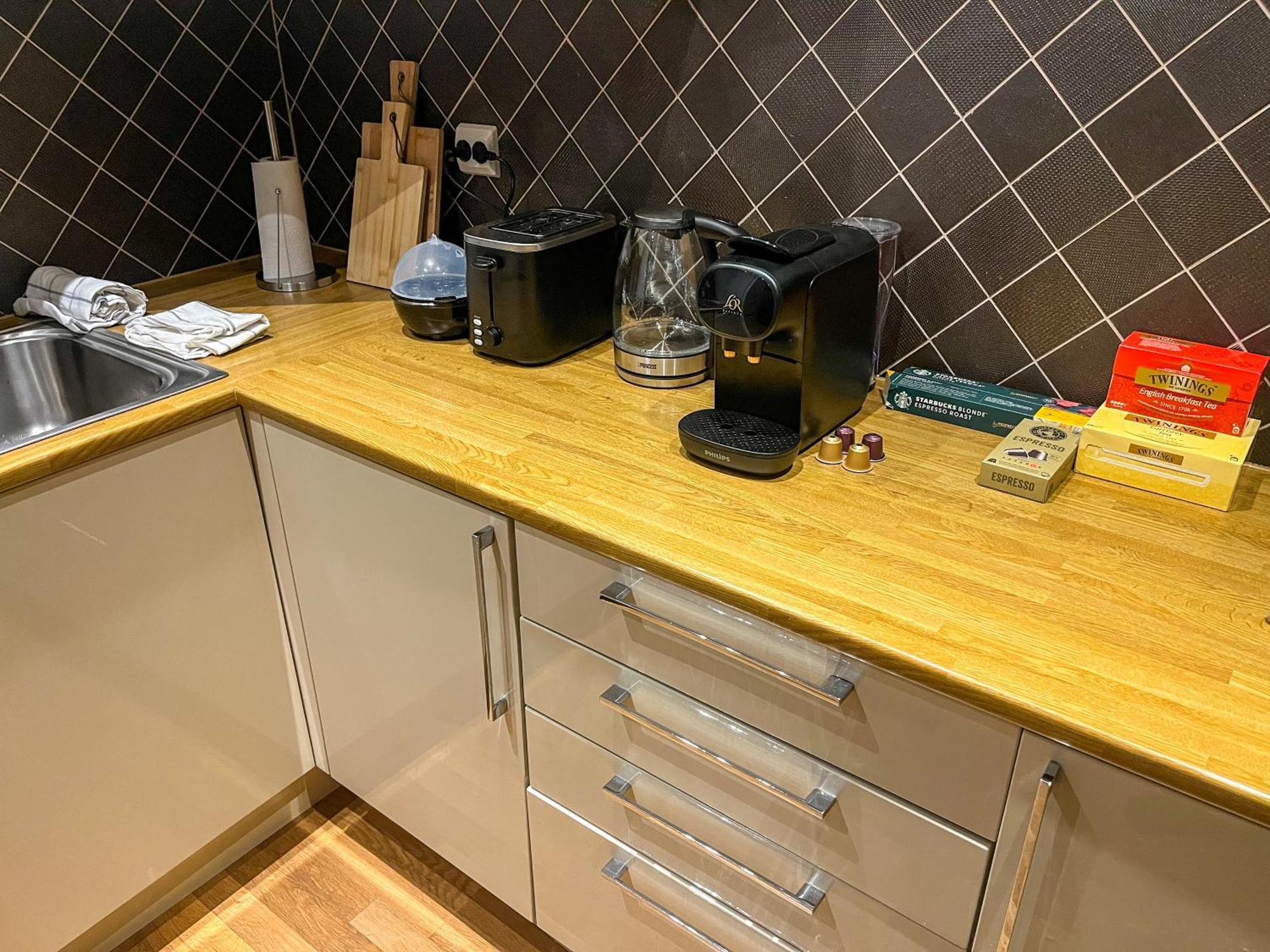 Appartement Two-bedroom With Fire Place, Free Parking And Fjordview Terrace - Calm And Ålesund